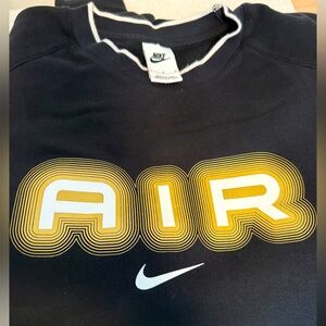 Nike Men Crew neck sweater
Size L
black